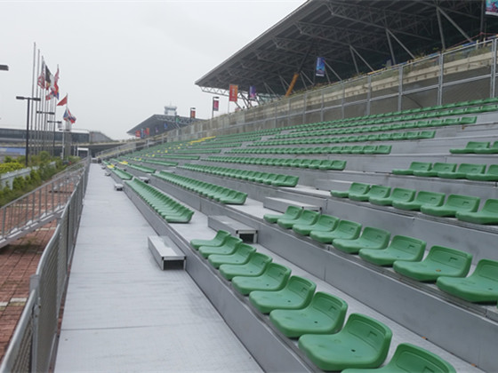 可拆卸拼裝看臺-低靠背吹塑椅-層側全封閉