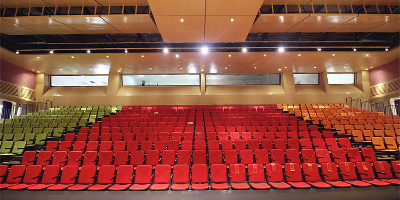 十年看臺(tái)盡顯綠蛙制造底色-記樂灣國際實(shí)驗(yàn)學(xué)校售后回訪