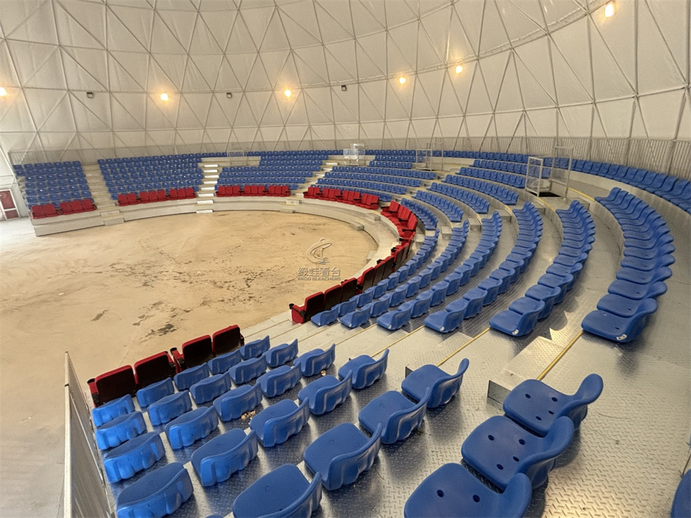 綠蛙看臺(tái)最新打造圓形看臺(tái)，演繹狼道傳說