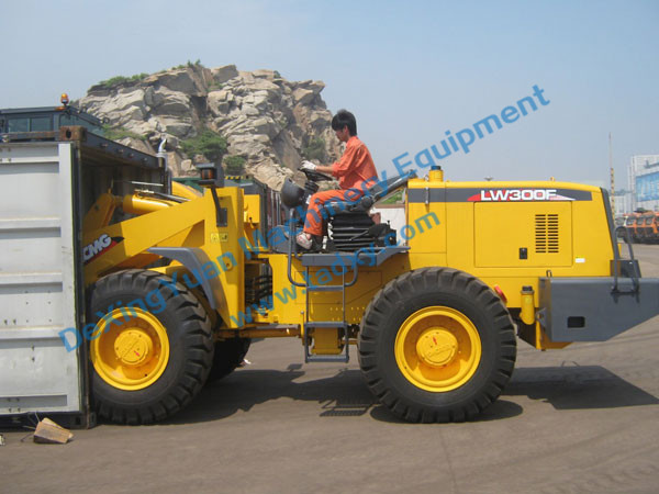 c鿴ԔϢ}3 ton Wheel Loader packing xΔ1685